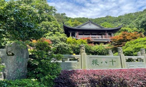 Longjing-Imperial-Tea-Garden Longjing-Imperial-Tea-Garden