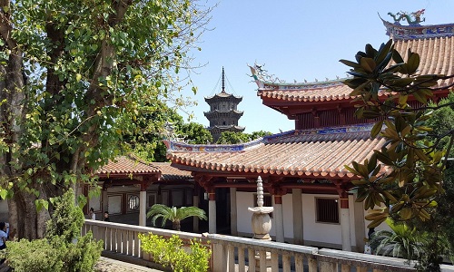 Kaiyuan-Temple2