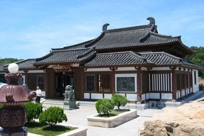 Not-Willing-to-Leave-Guanyin-Monastery2