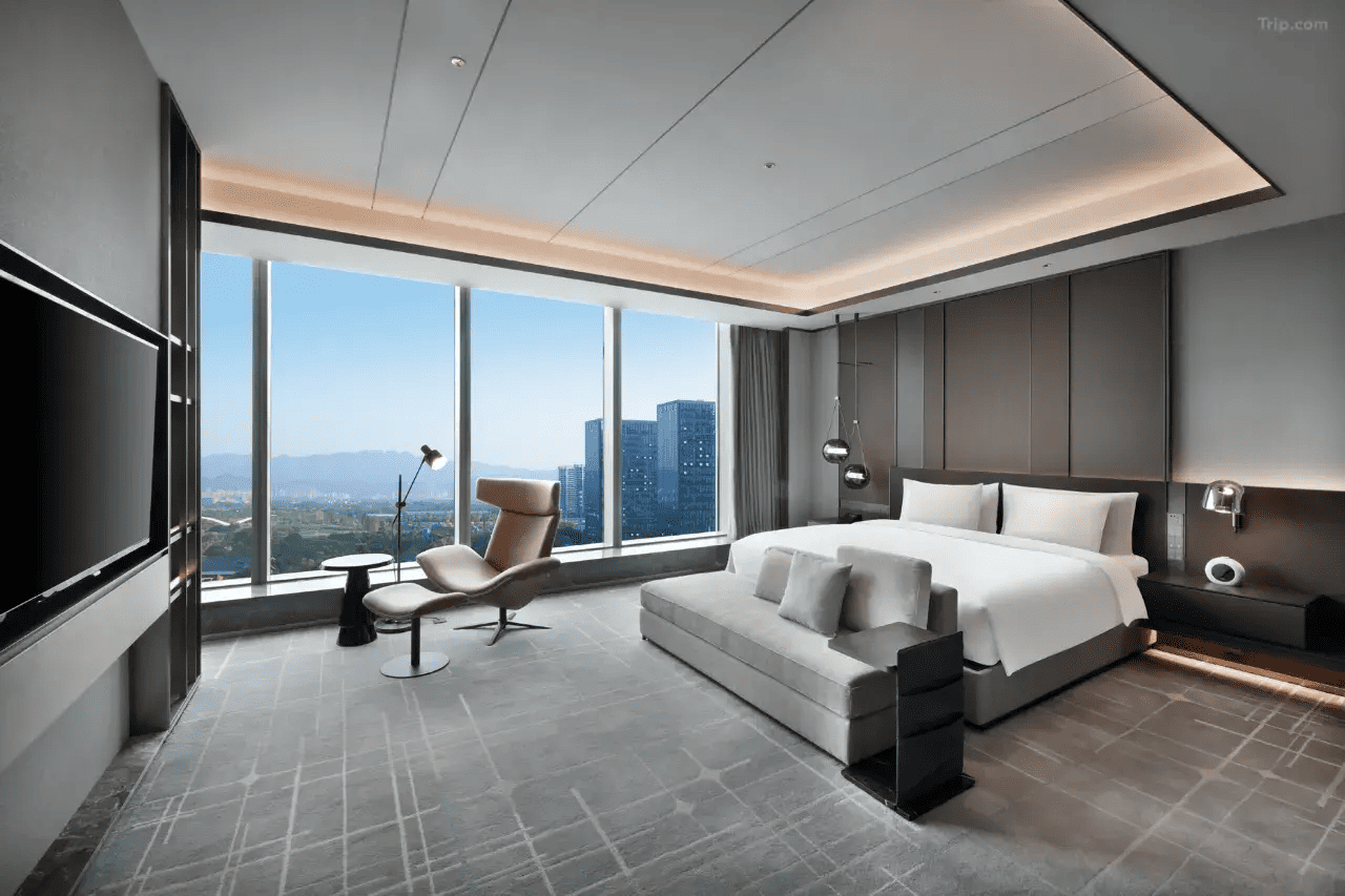 Crowne-Plaza-Hangzhou-City-Center-01