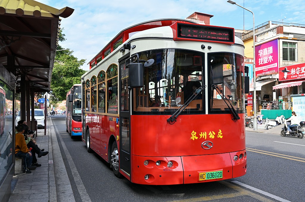 Tourist-Special-Line-Dangdang-Car4