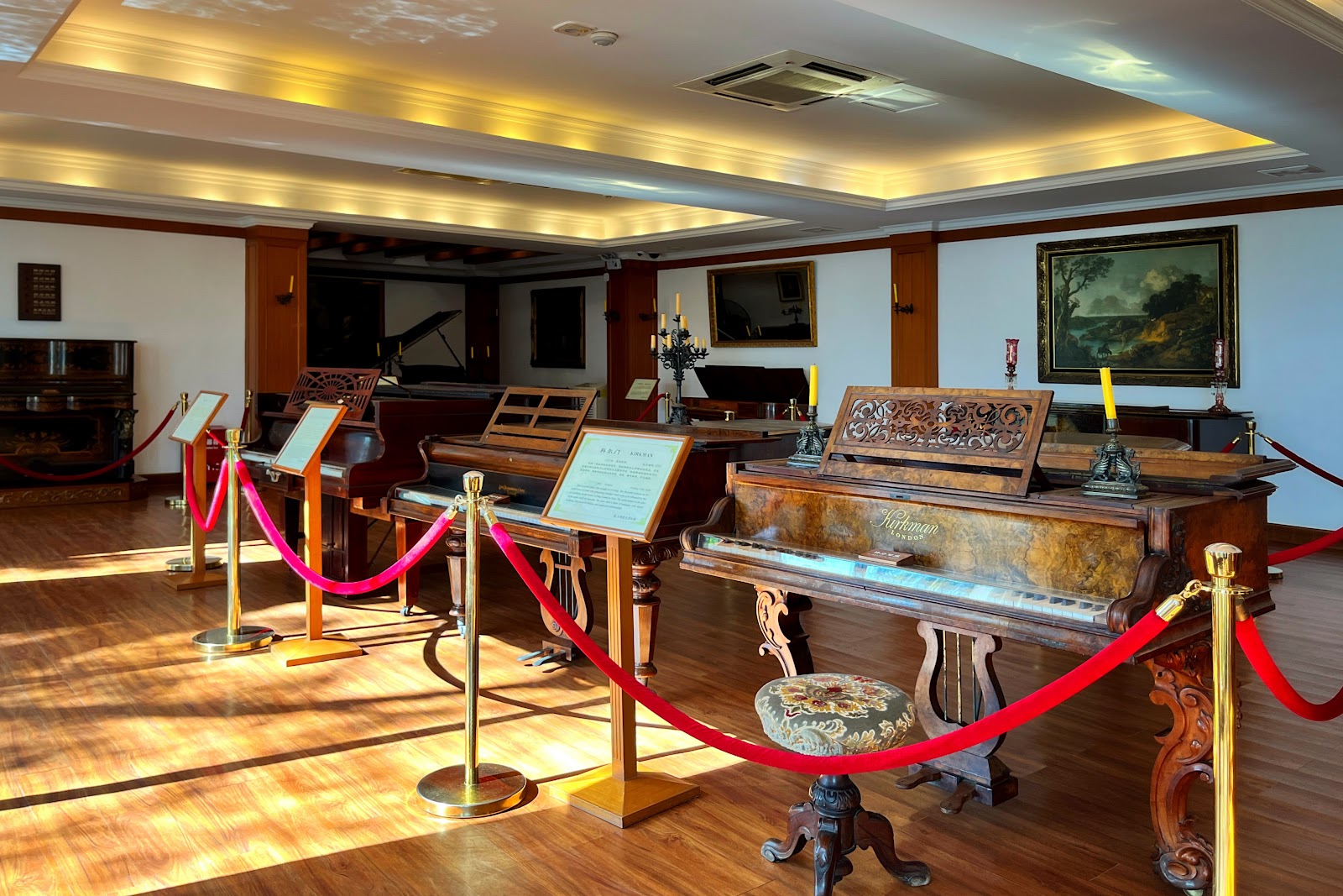 Piano-Museum4