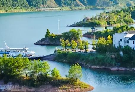Qiandao-Lake2