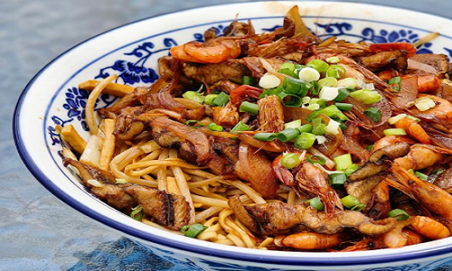 Shrimp-and-Eel-Noodles-1