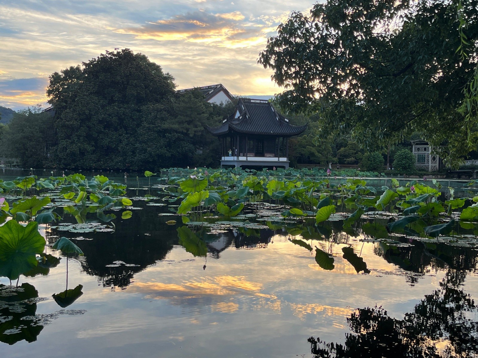 West-Lake2