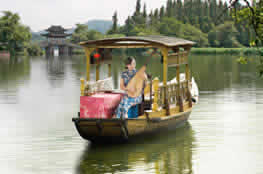 Hangzhou West Lake Boat Ride Tour with Ancient Chinese lute Performance