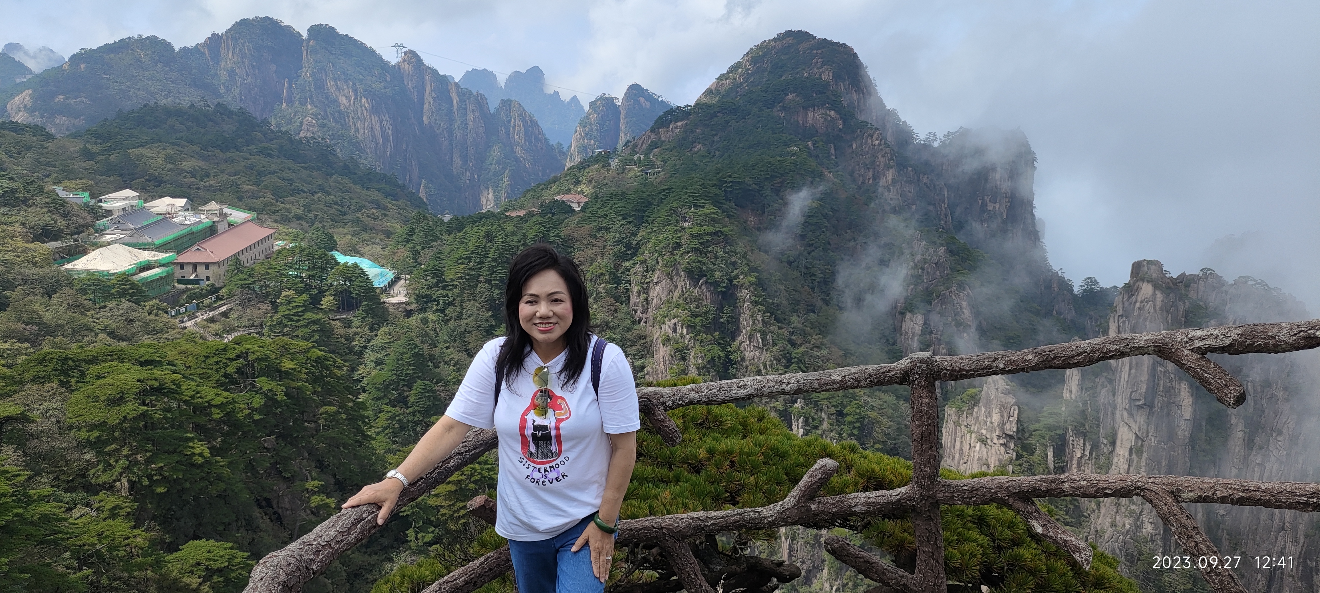 Huangshan 2-Day Sightseeing Tour from Hangzhou - Pure Scenic Experience