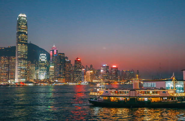 Hong Kong Victoria Harbor.png
