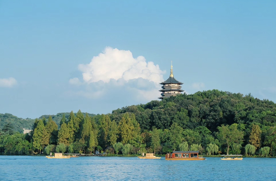 Leifeng-Pagoda-Hangzhou