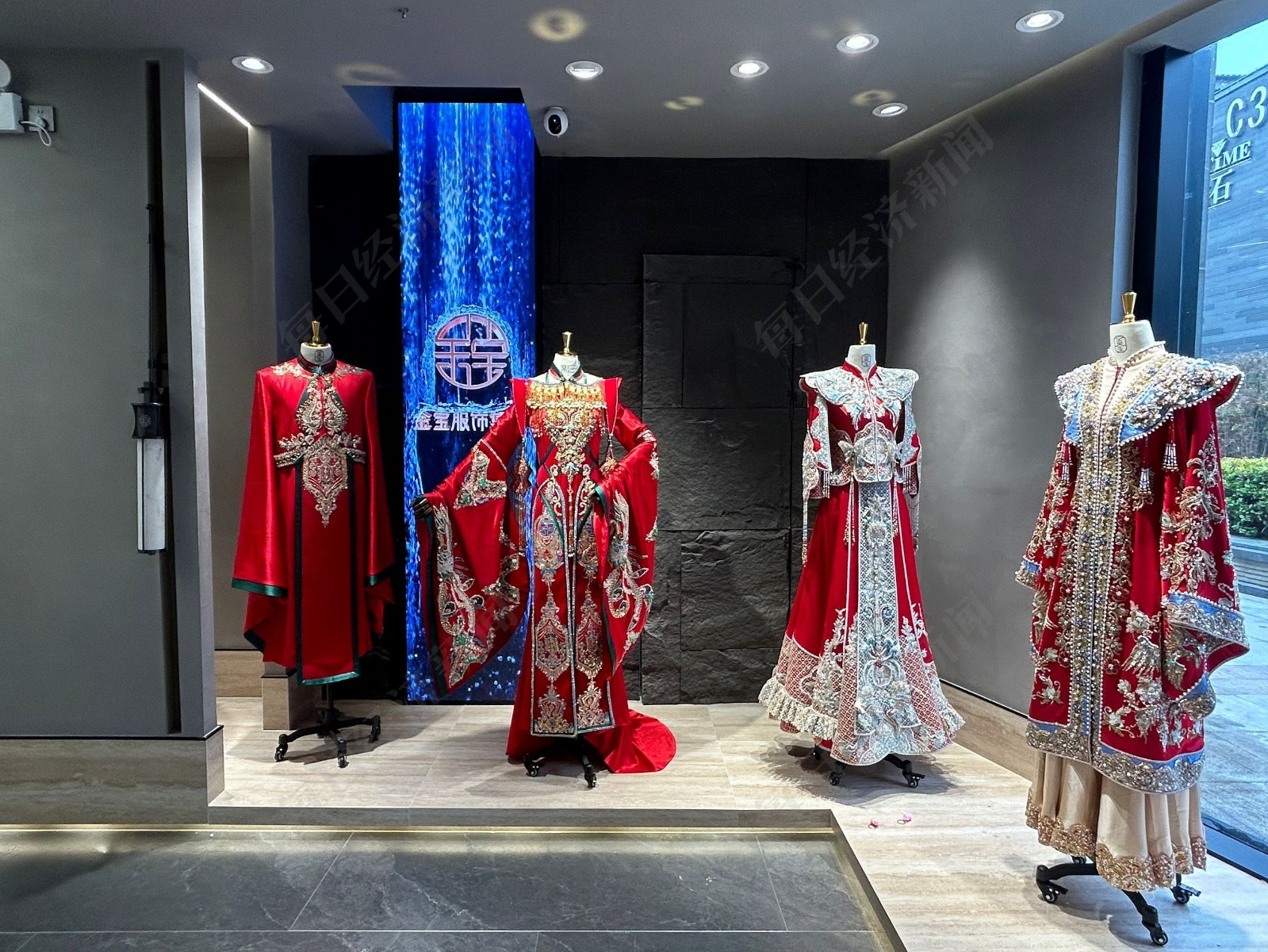 Wedding-Gown-Street-Suzhou