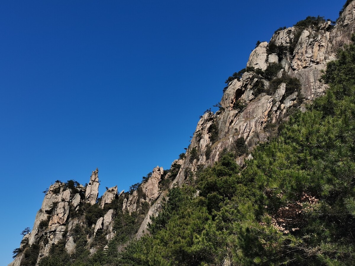 Brush-Pen-Peak-Huangshan