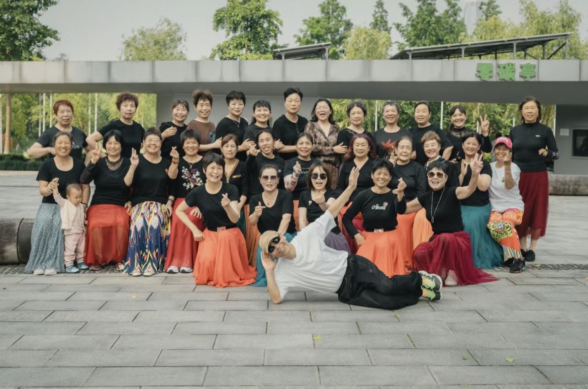 Square-Dancing-Hangzhou