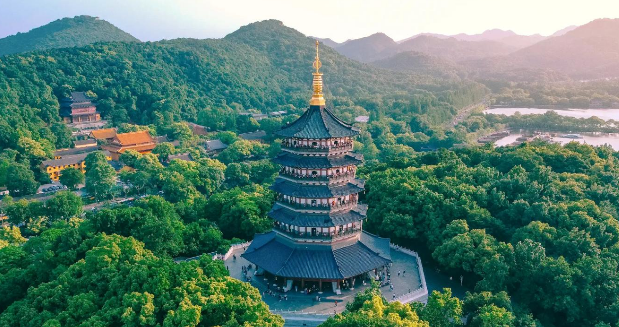 Leifeng-Pagoda-Hangzhou