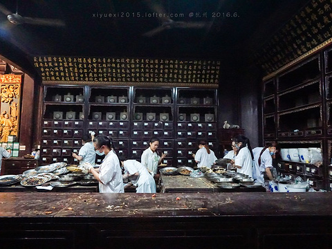 Huqingyutang-Chinese-Medicine-Museum