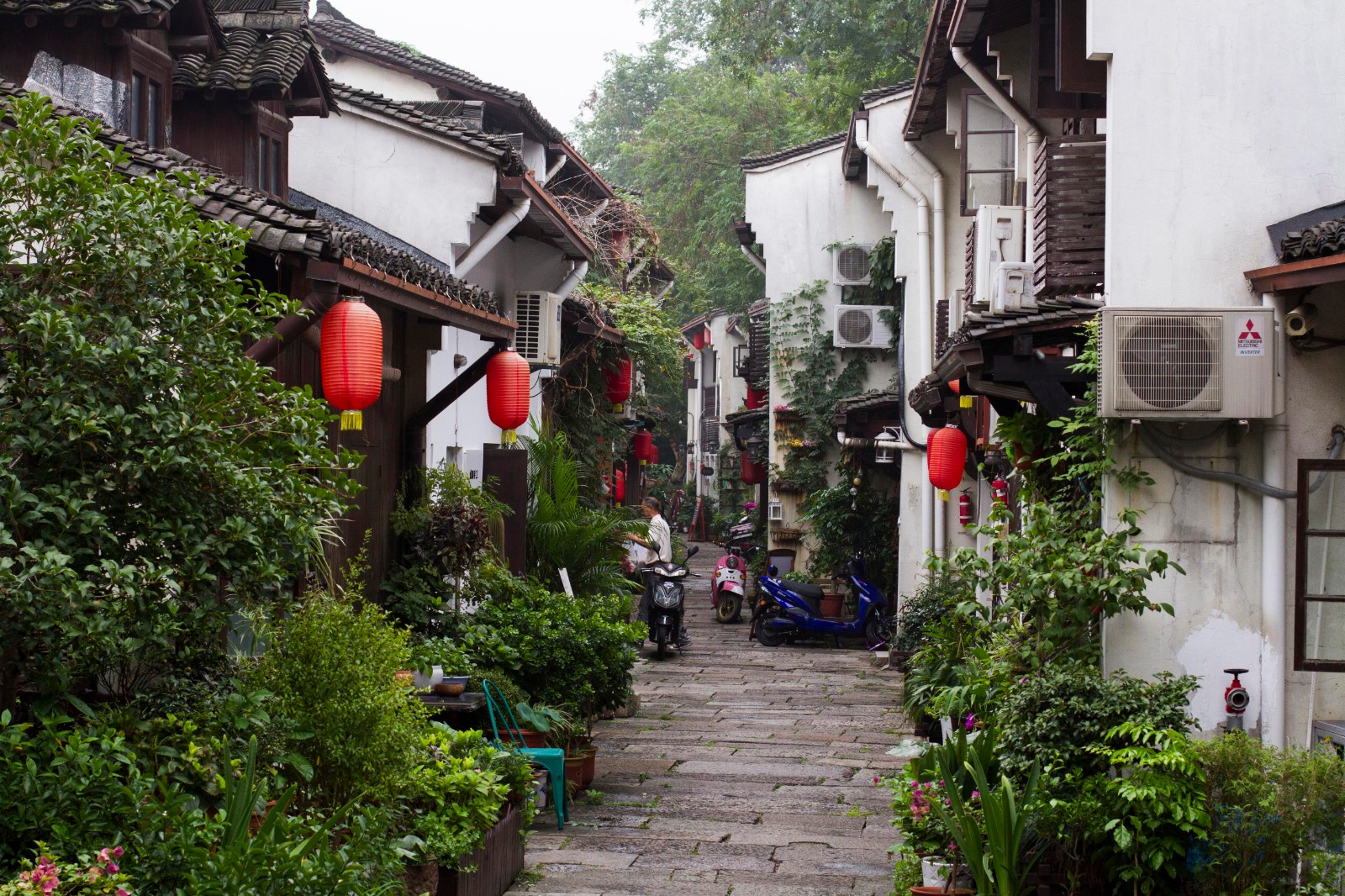 Xiaohezhi-Street-Cultural-District-Hangzhou