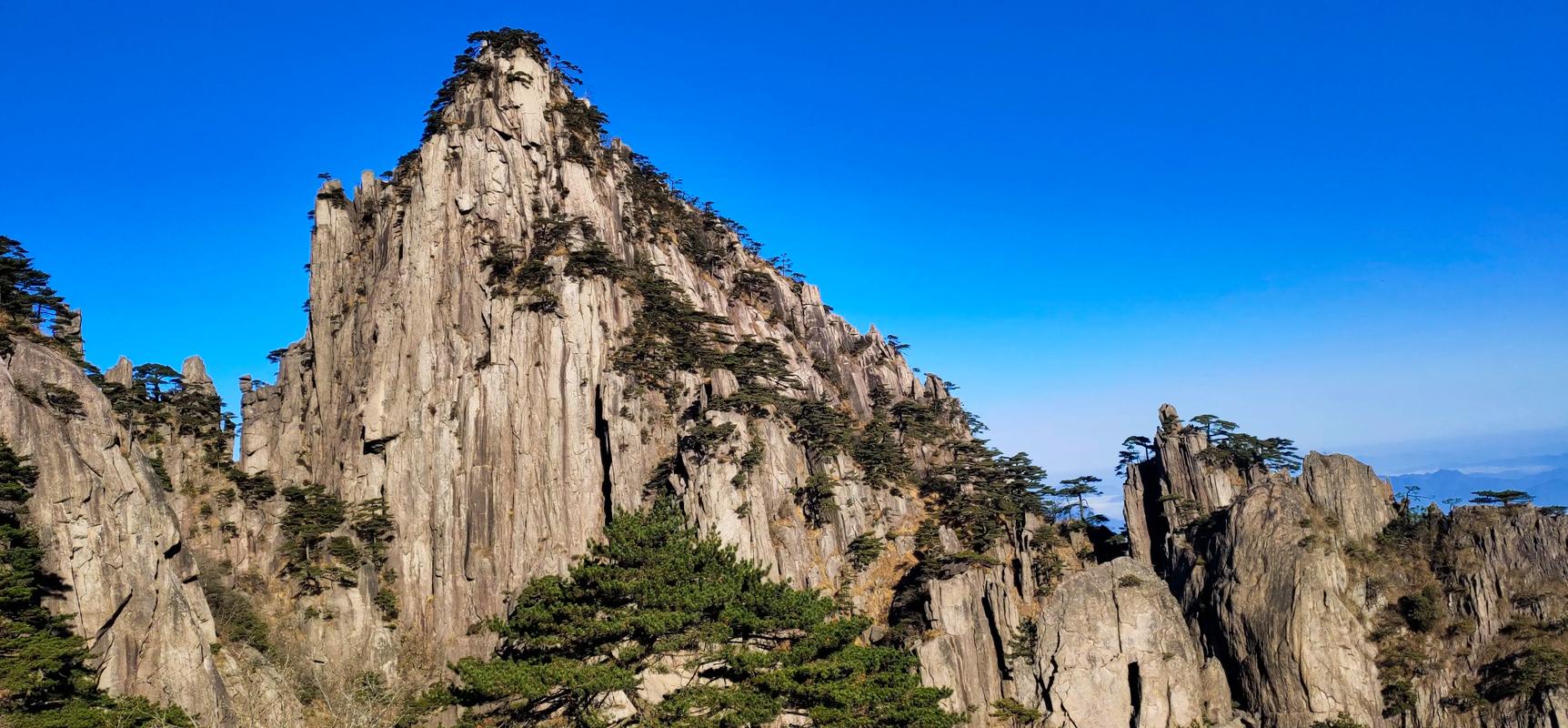 Begin-to-Believe-Peak-Huangshan