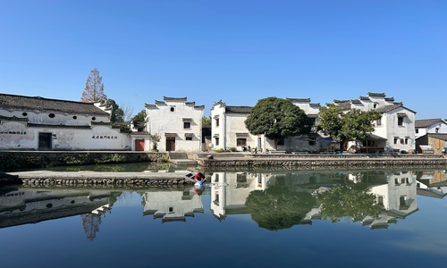 Longmen-Ancient-Town