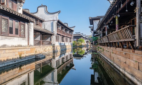 Moon-River-Historical-Street-District