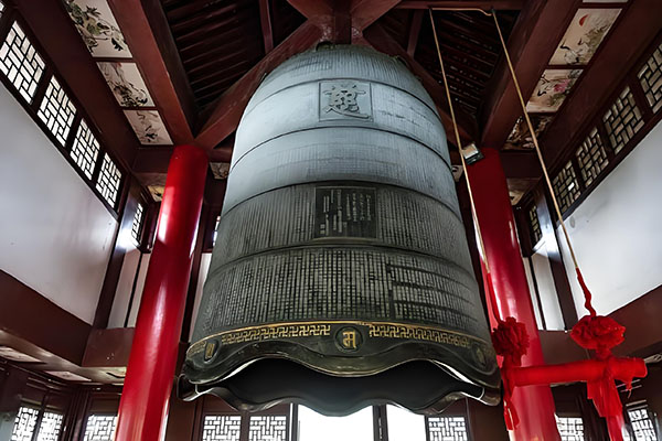 Evening-Bell-Ringing-at-the-Nanping-Hill Evening-Bell-Ringing-at-the-Nanping-Hill